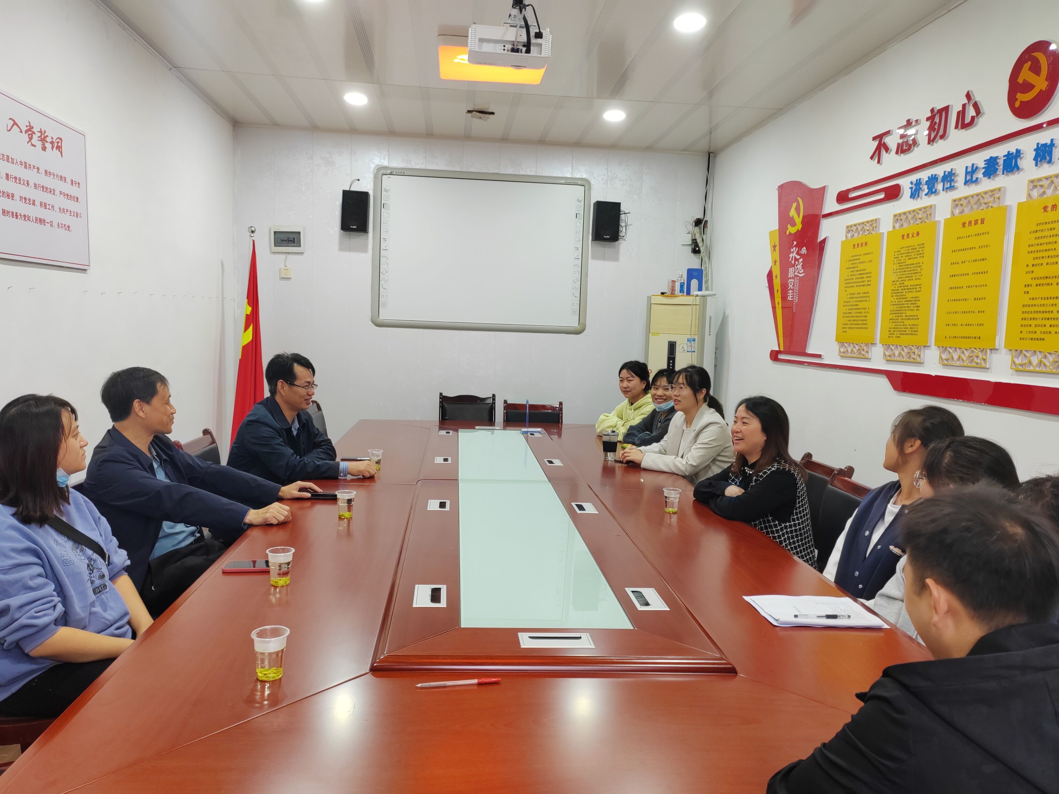 情系乌江学子，领导慰问暖人心