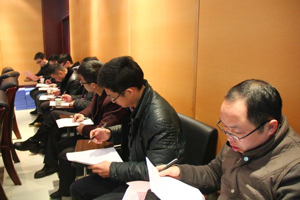 铜仁市目标绩效考核组莅临beat365官网指导工作