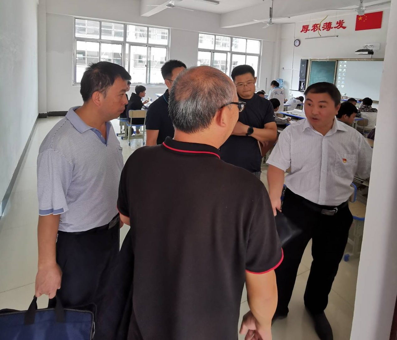 教育帮扶我先行 —beat365中国唯一官网调研铜仁市第...