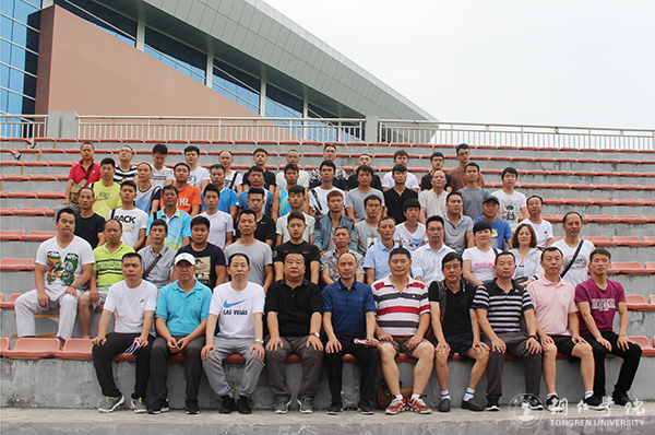 2017年铜仁市游泳救生员培训班在beat365官网开班