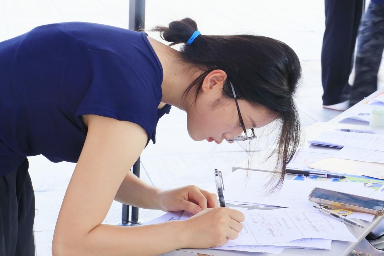 retouch_2025083000321874