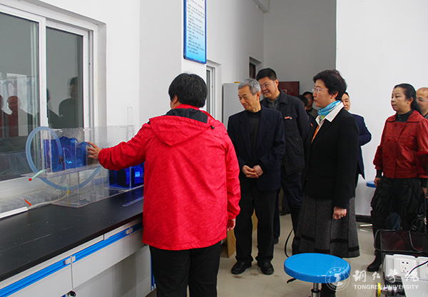 贵州省高校2016年度加快发展目标绩效考核工作组前来beat365官网考核