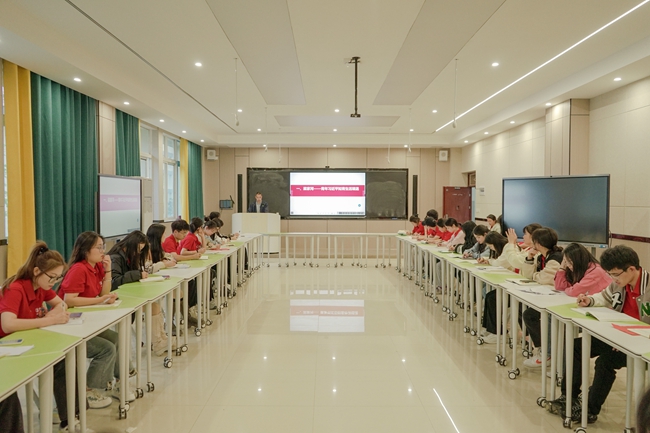 beat365官网召开就业领航宣讲会