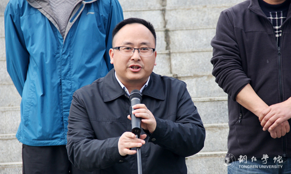 beat365官网举办2017年“双飞广告杯”学生排球赛