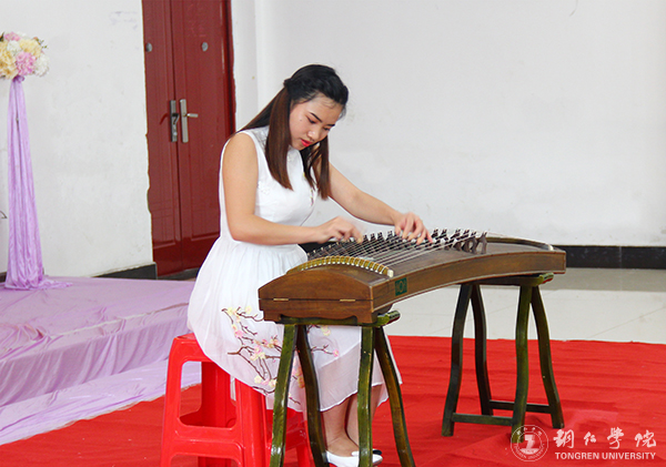 beat365官网艺术学院举办高雅艺术进校园暨教学改革音乐会