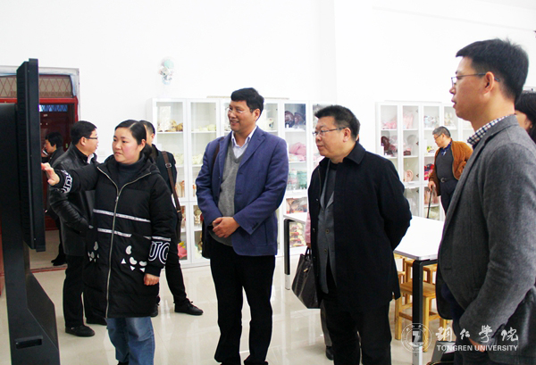 浙江树人大学党委书记章清一行来beat365官网考察交流