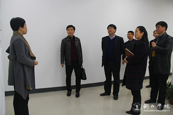 铜仁市就业局局长龙勇一行前来beat365官网调研